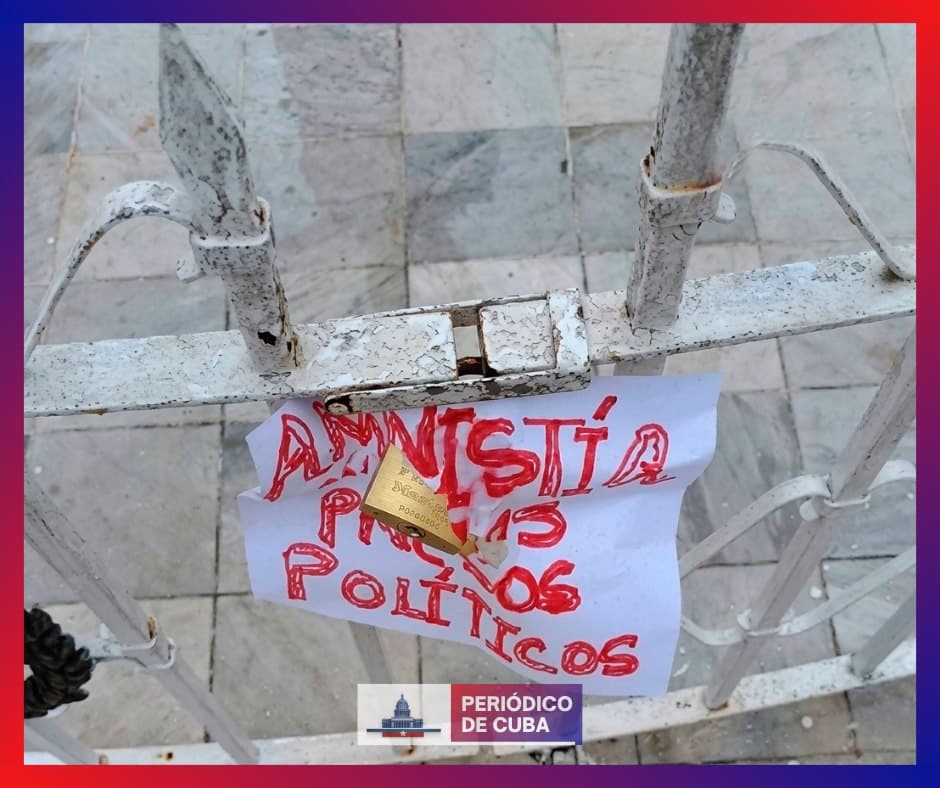 Intelectuales cubanos protestan en La Habana por libertad de expresión y fin de la represión