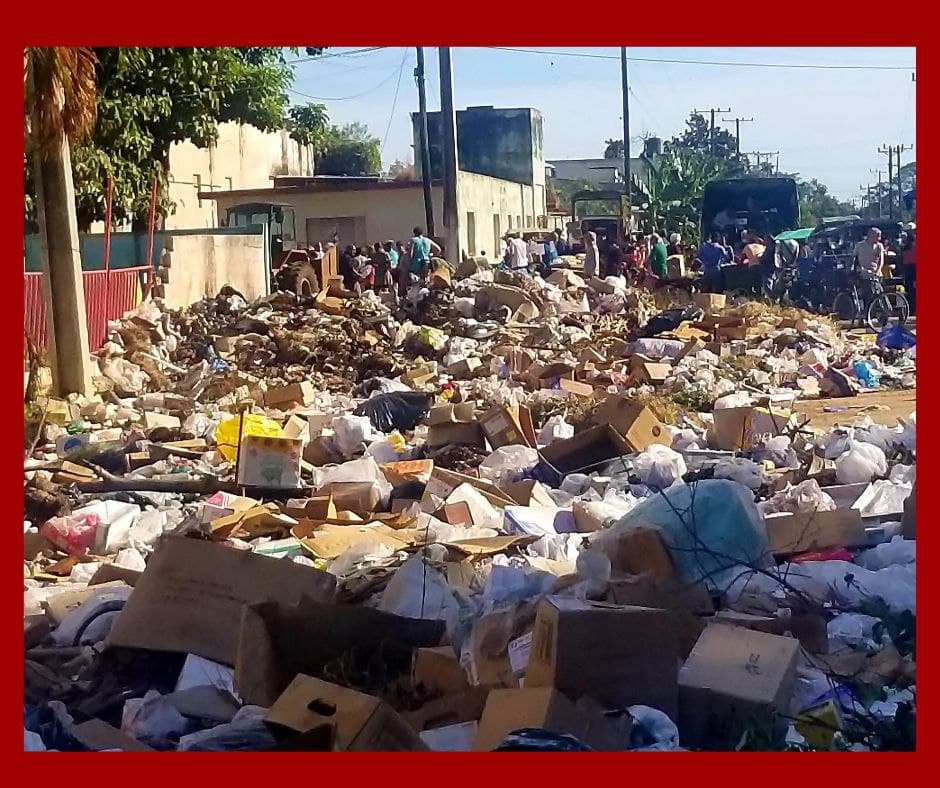 Indignación en Bauta por feria municipal rodeada de basura y falta de higiene