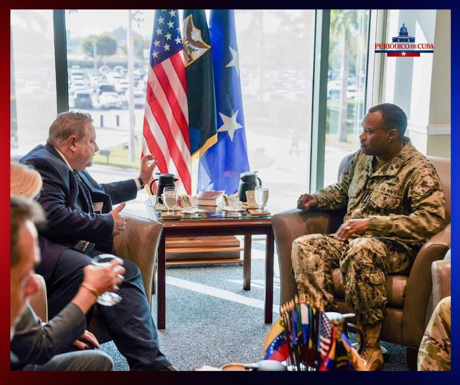 Mike Hammer y SOUTHCOM se reúnen en Miami en medio del colapso energético en Cuba