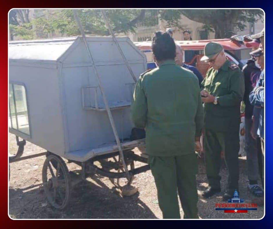 En San Luis inauguran carro fúnebre de tracción animal: símbolo del colapso funerario en Cuba