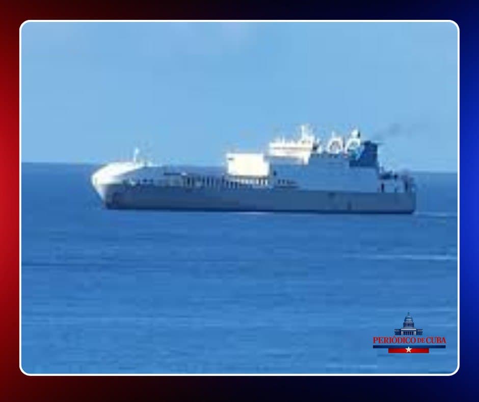El MV Ocean Trader regresa al Caribe junto a un destructor de la Marina de EE.UU.