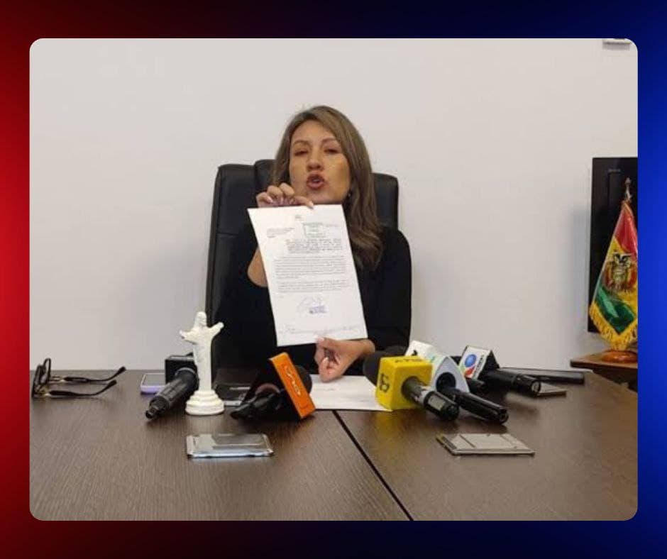 Senadora Claudia Mallón propone recompensa de $100.000 por información que lleve a la captura de Evo Morales