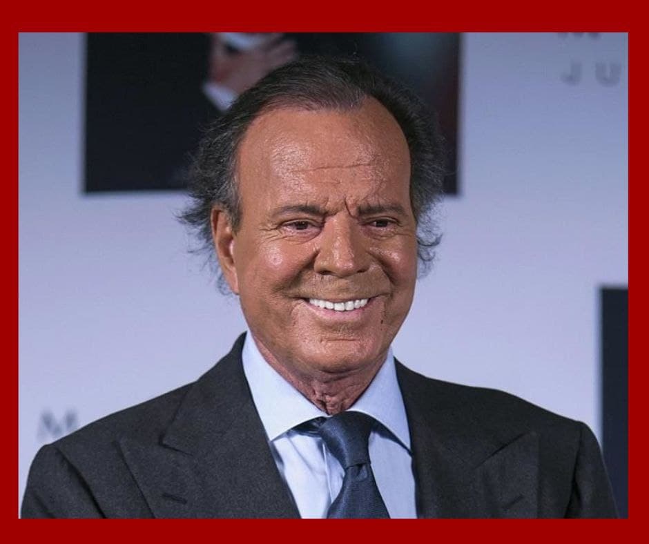 Julio Iglesias enfrenta acusaciones por agresión sexual y trata de personas en España