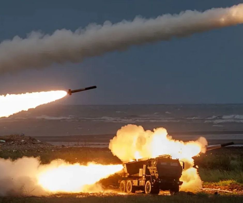 Taiwán exhibe su poderío militar con misiles HIMARS ante la amenaza china