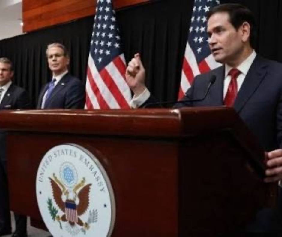 Marco Rubio califica a Cuba de gobierno terrorista