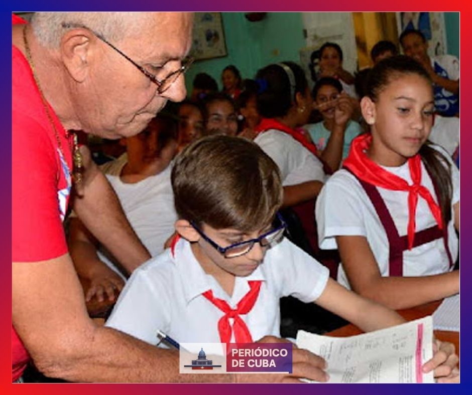 Nuevo decreto salarial en Cuba busca frenar la fuga de trabajadores estatales