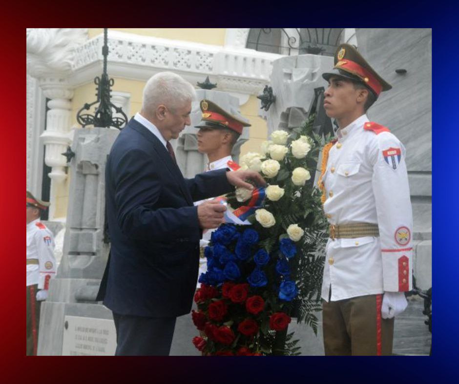 Ministro ruso Kolokoltsev rinde homenaje a combatientes cubanos caídos en Venezuela