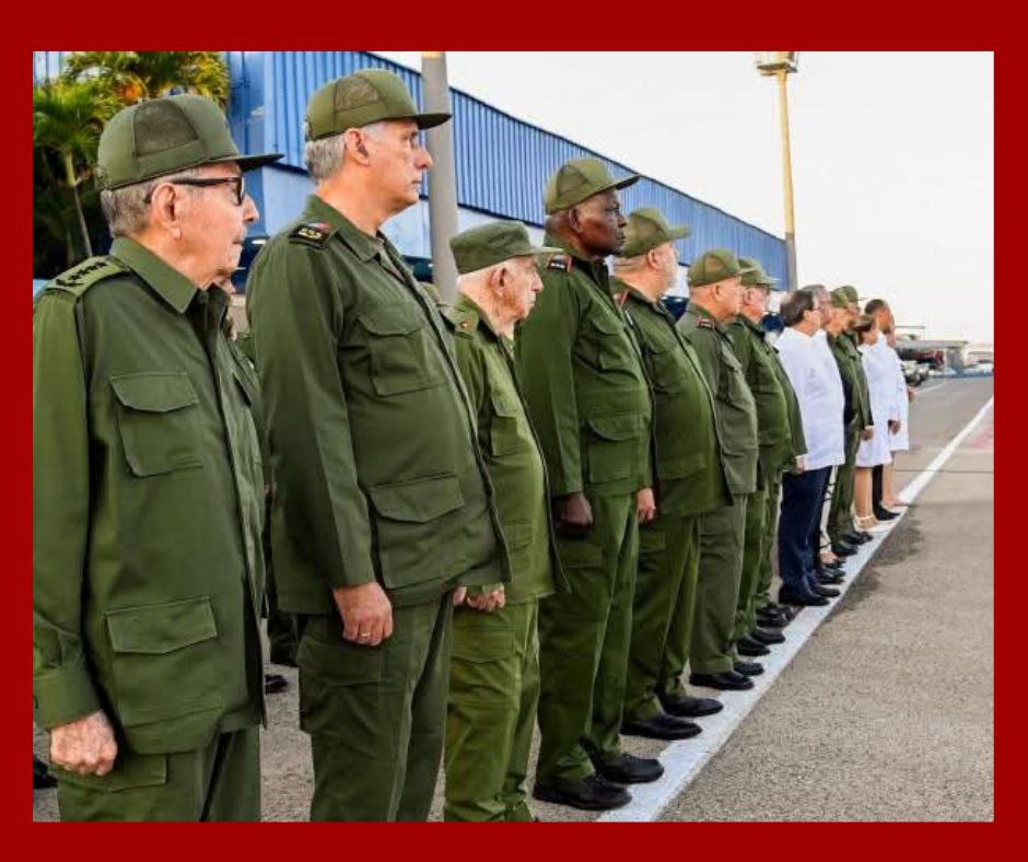 Raúl Castro reaparece en homenaje a militares cubanos fallecidos en Venezuela
