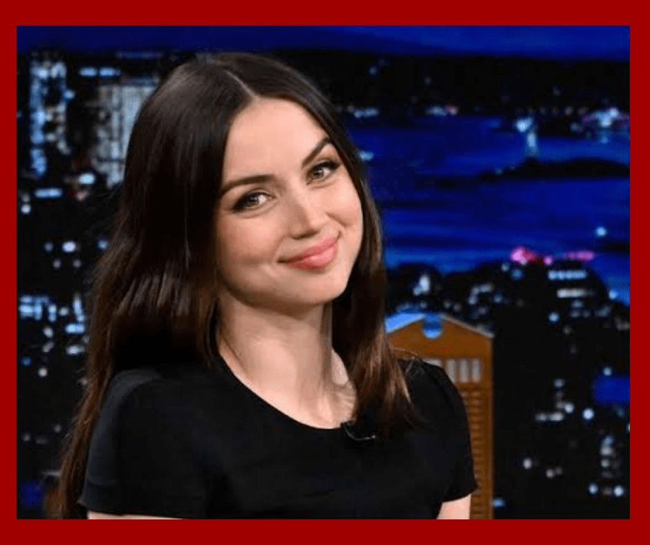 Ana de Armas cierra 2025 como la mujer más hermosa según Ranker