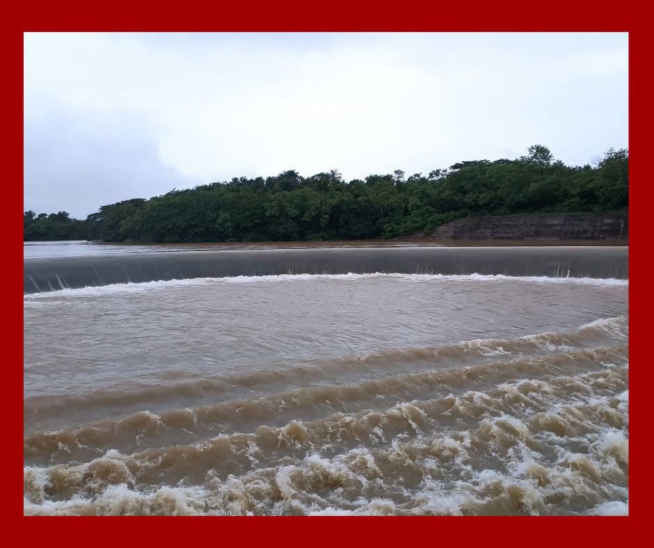 Inundaciones en Granma por intensas lluvias ponen en alerta a la población